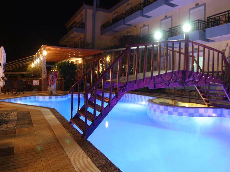 Pebble Beach Hotel Plomari Ngoại thất bức ảnh