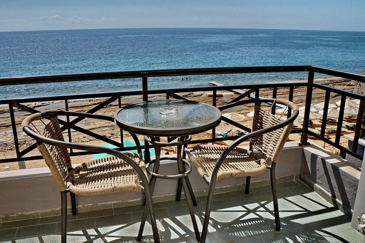 Pebble Beach Hotel Plomari Ngoại thất bức ảnh