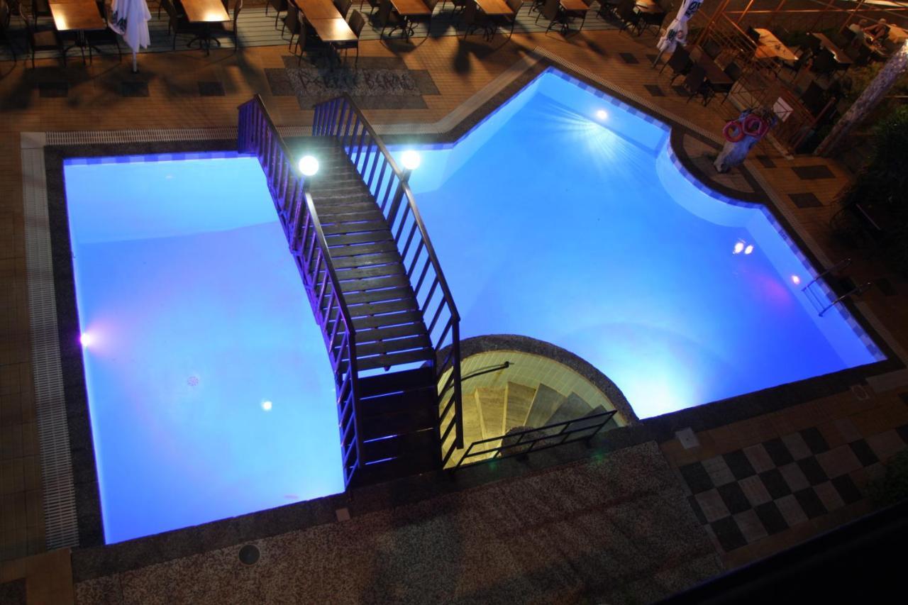 Pebble Beach Hotel Plomari Ngoại thất bức ảnh