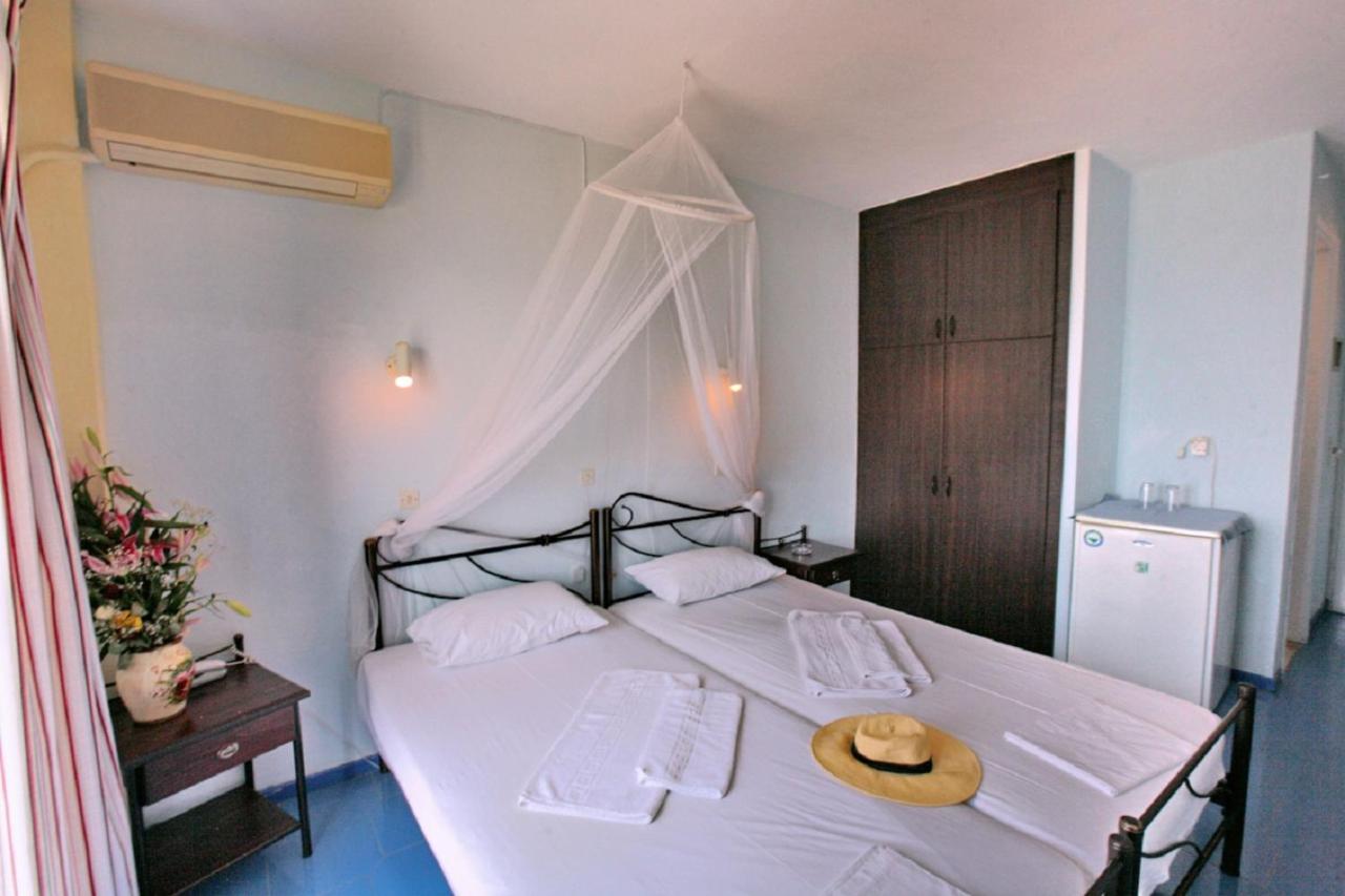 Pebble Beach Hotel Plomari Ngoại thất bức ảnh
