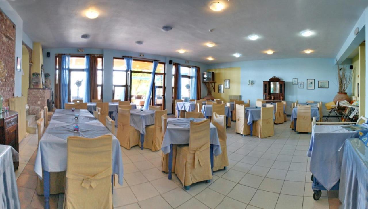 Pebble Beach Hotel Plomari Ngoại thất bức ảnh