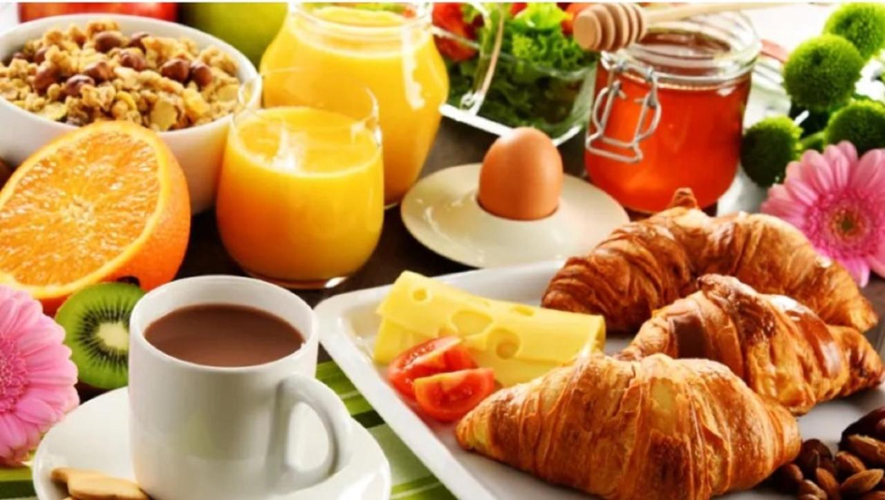 Pebble Beach Hotel Plomari Ngoại thất bức ảnh