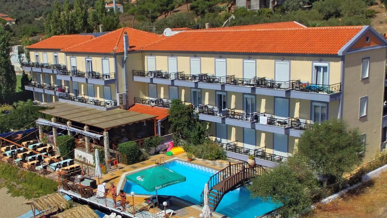 Pebble Beach Hotel Plomari Ngoại thất bức ảnh